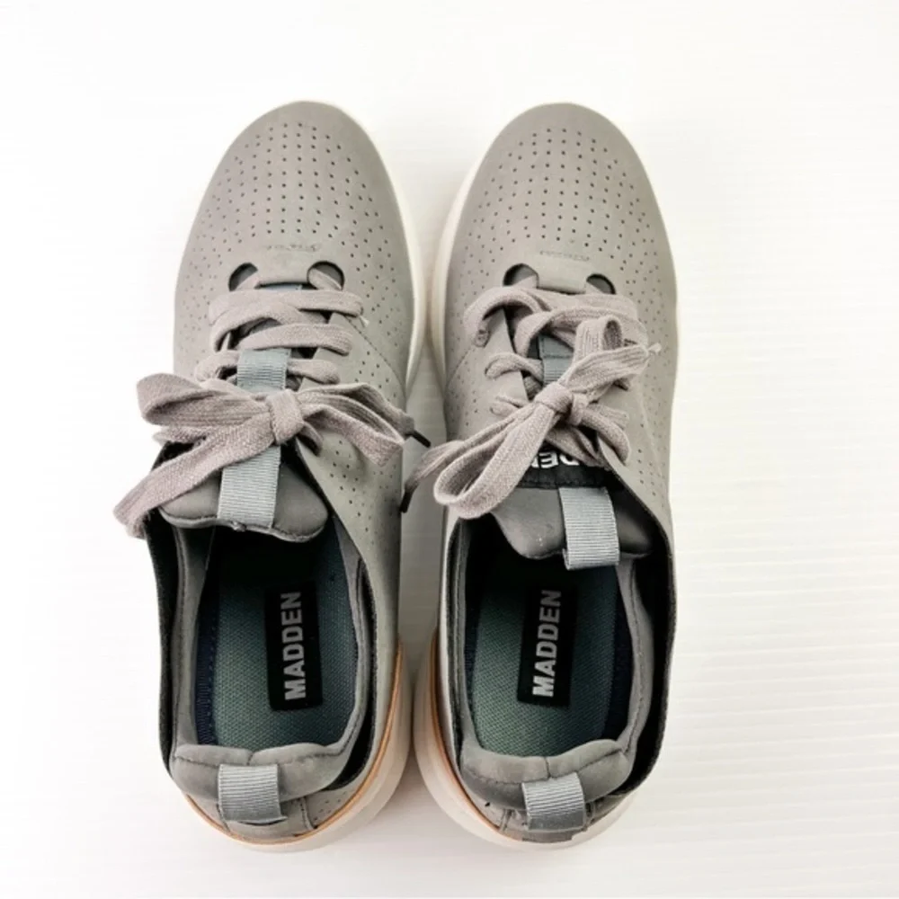 Steve Madden steve madden